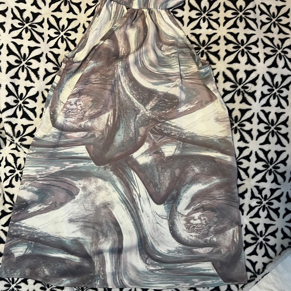 Short dress - Picture 4 of 5